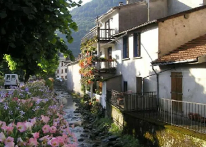 Chaleureuse Maison En Pierres Avec Terrasse *