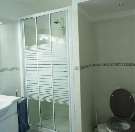 Chaleureuse Maison En Pierres Avec Terrasse * Auzat