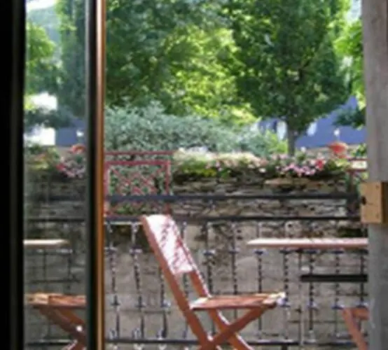 Chaleureuse Maison En Pierres Avec Terrasse Casa vacanze Auzat