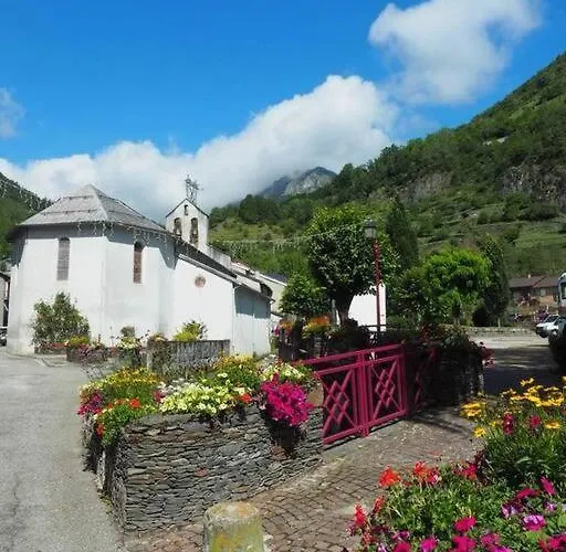 Casa vacanze Chaleureuse Maison En Pierres Avec Terrasse *